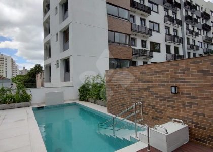 Apartamento com 67m², 2 dormitórios, 1 suíte, 1 vaga no bairro Passo da Areia em Porto Alegre para Alugar