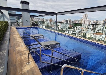 Apartamento com 53m², 1 dormitório, 1 suíte, 1 vaga no bairro Auxiliadora em Porto Alegre para Alugar