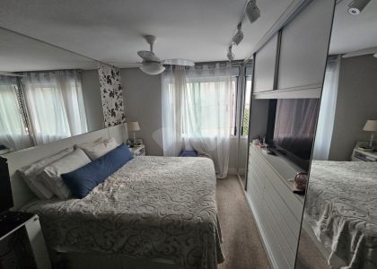 Apartamento com 66m², 2 dormitórios, 1 suíte, 2 vagas no bairro Petrópolis em Porto Alegre para Alugar