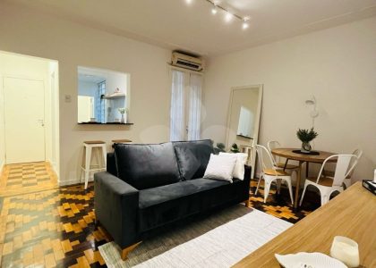 Apartamento com 84m², 2 dormitórios, 1 suíte no bairro Bom Fim em Porto Alegre para Comprar