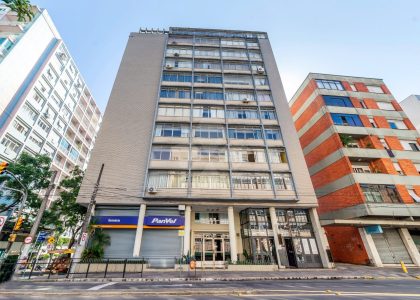 Apartamento com 122m², 3 dormitórios no bairro Independência em Porto Alegre para Comprar