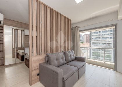 Apartamento com 39m², 1 dormitório, 1 suíte, 1 vaga no bairro Moinhos de Vento em Porto Alegre para Comprar