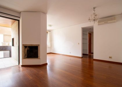 Apartamento com 97m², 2 dormitórios, 1 suíte, 2 vagas no bairro Mont Serrat em Porto Alegre para Comprar