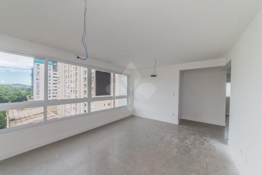 Apartamento com 49m², 1 dormitório, 1 suíte, 2 vagas no bairro Boa Vista em Porto Alegre para Comprar