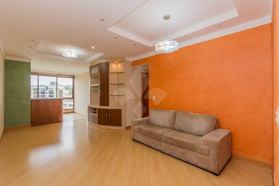 Apartamento com 95m², 3 dormitórios, 1 suíte, 2 vagas no bairro Menino Deus em Porto Alegre para Comprar